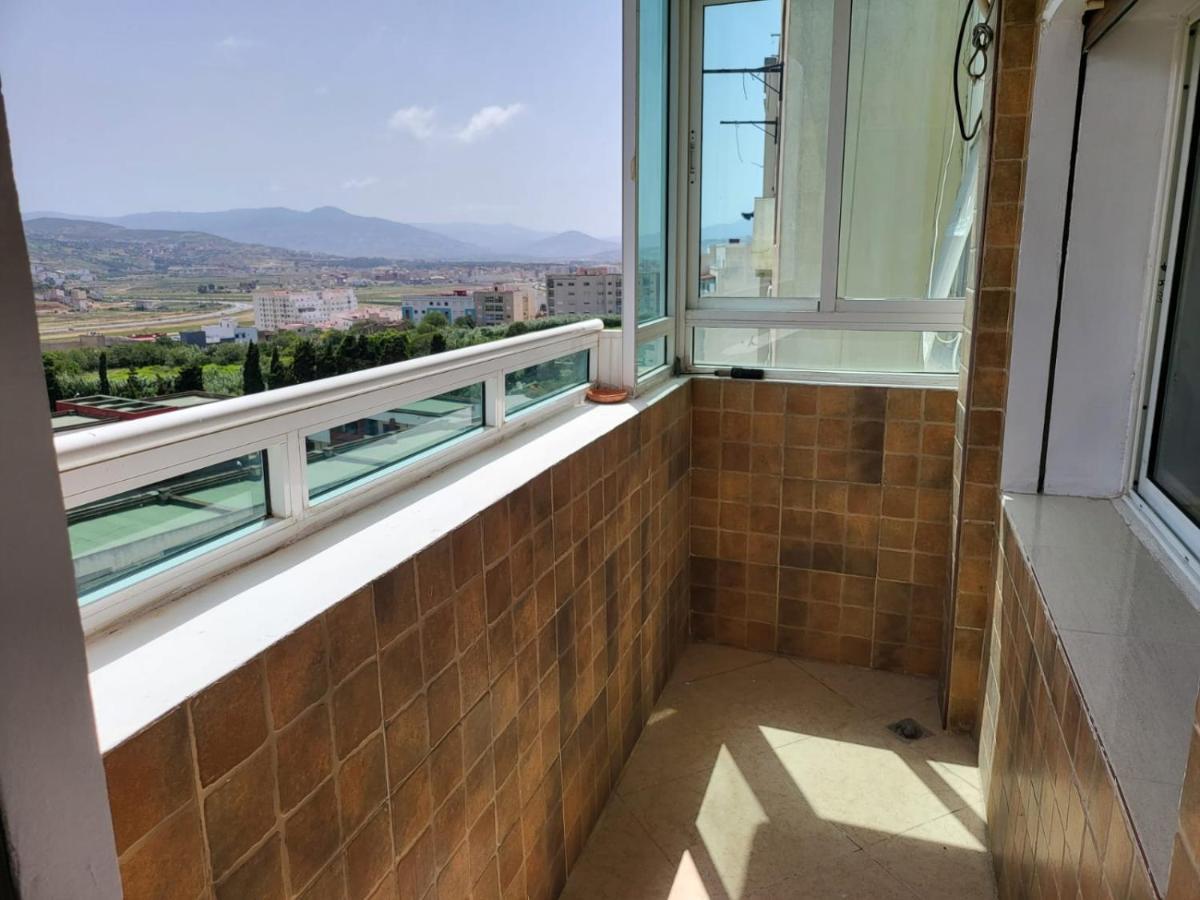 Vaste Appartement Au Centre De Тетуан Екстер'єр фото